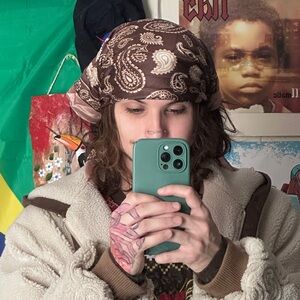 Meet your Posher, Mateus